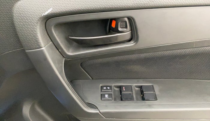 2018 Maruti Vitara Brezza VDI (O), Diesel, Manual, 60,821 km, Driver Side Door Panels Control