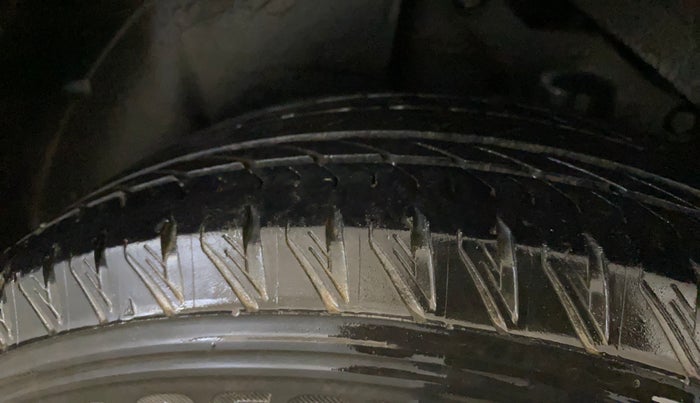 2021 Tata Safari XZA PLUS, Diesel, Automatic, 87,308 km, Right Rear Tyre Tread