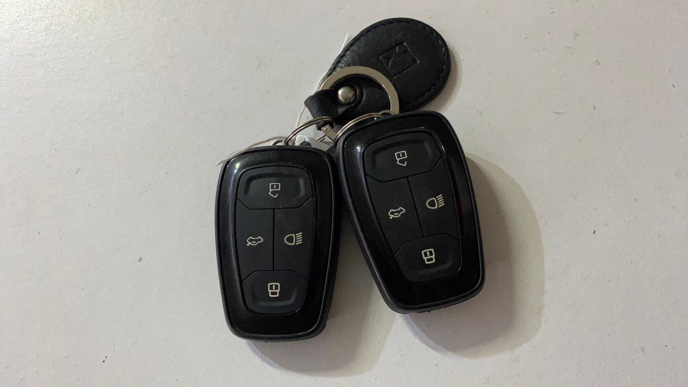 2021 Tata Safari XZA PLUS, Diesel, Automatic, 87,308 km, Key Close Up