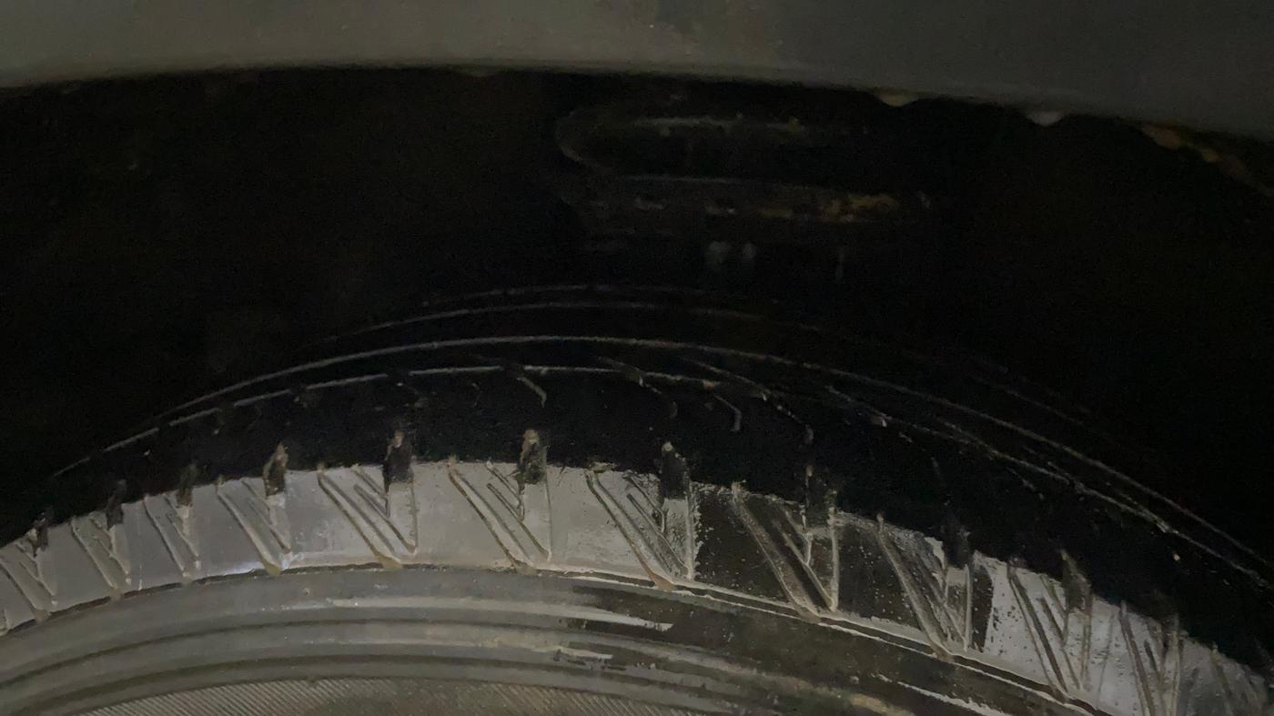 2021 Tata Safari XZA PLUS, Diesel, Automatic, 87,308 km, Left Front Tyre Tread
