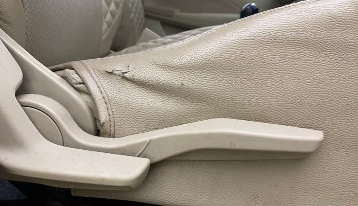 2022 Maruti Dzire VXI, Petrol, Manual, 67,369 km, Driver Side Adjustment Panel