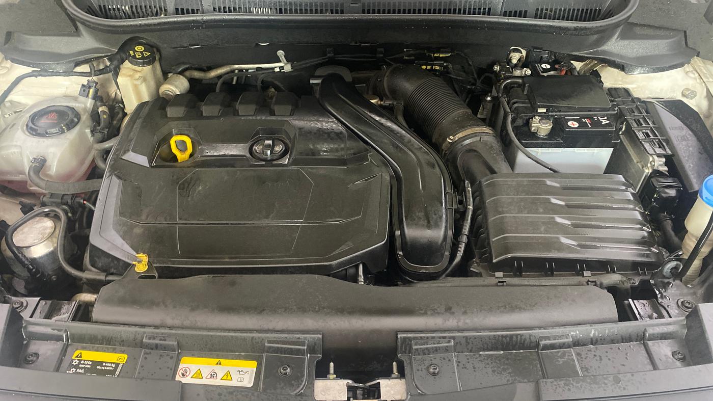 2021 Volkswagen TAIGUN GT PLUS 1.5 TSI DSG, Petrol, Automatic, 48,305 km, Engine View