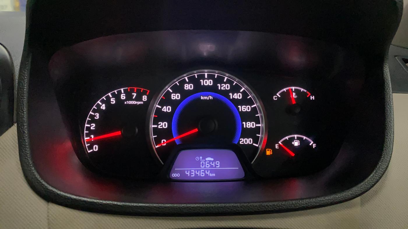 2015 Hyundai Grand i10 SPORTZ 1.2 KAPPA VTVT, Petrol, Manual, 43,563 km, Odometer Image
