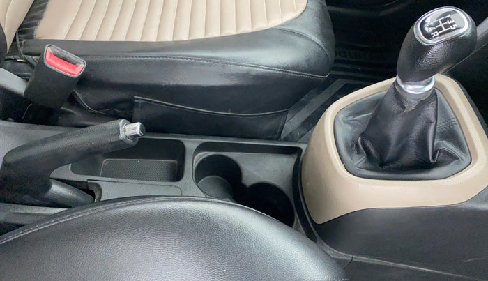 2019 Hyundai Grand i10 SPORTZ 1.2 KAPPA VTVT, Petrol, Manual, 39,642 km, Gear Lever