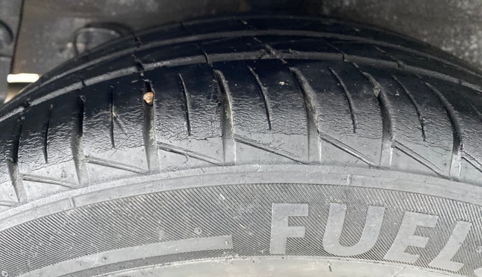 2015 Hyundai Grand i10 ASTA 1.2 AT VTVT, Petrol, Automatic, 50,265 km, Right Rear Tyre Tread