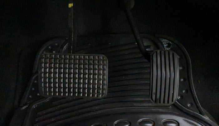 2018 Tata Tiago XZA PETROL, Petrol, Automatic, 49,185 km, Pedals