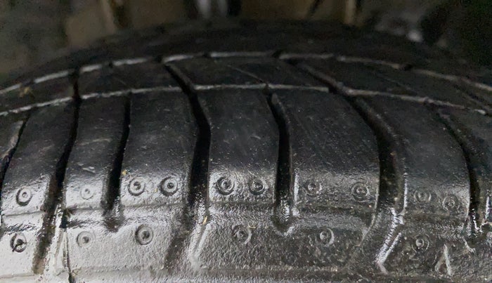 2018 Tata Tiago XZA PETROL, Petrol, Automatic, 49,185 km, Right Front Tyre Tread