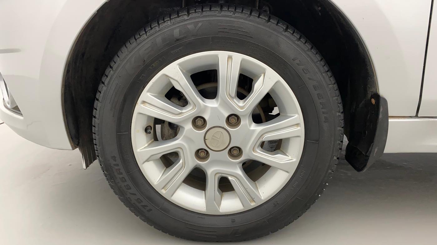 2018 Tata Tiago XZA PETROL, Petrol, Automatic, 49,185 km, Left Front Wheel