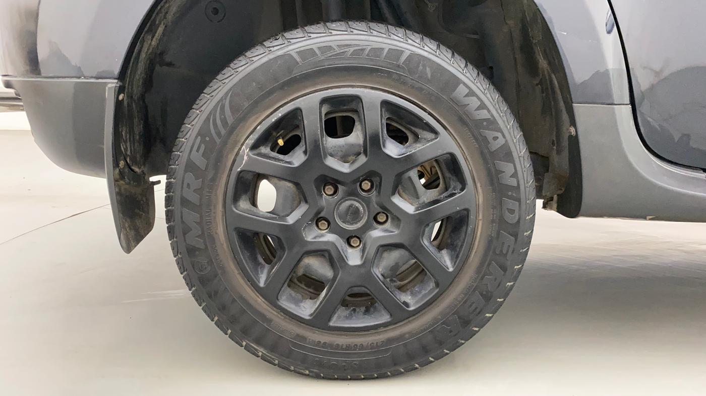 2016 Renault Duster RXL 1.6 PETROL, Petrol, Manual, 73,216 km, Right Rear Wheel