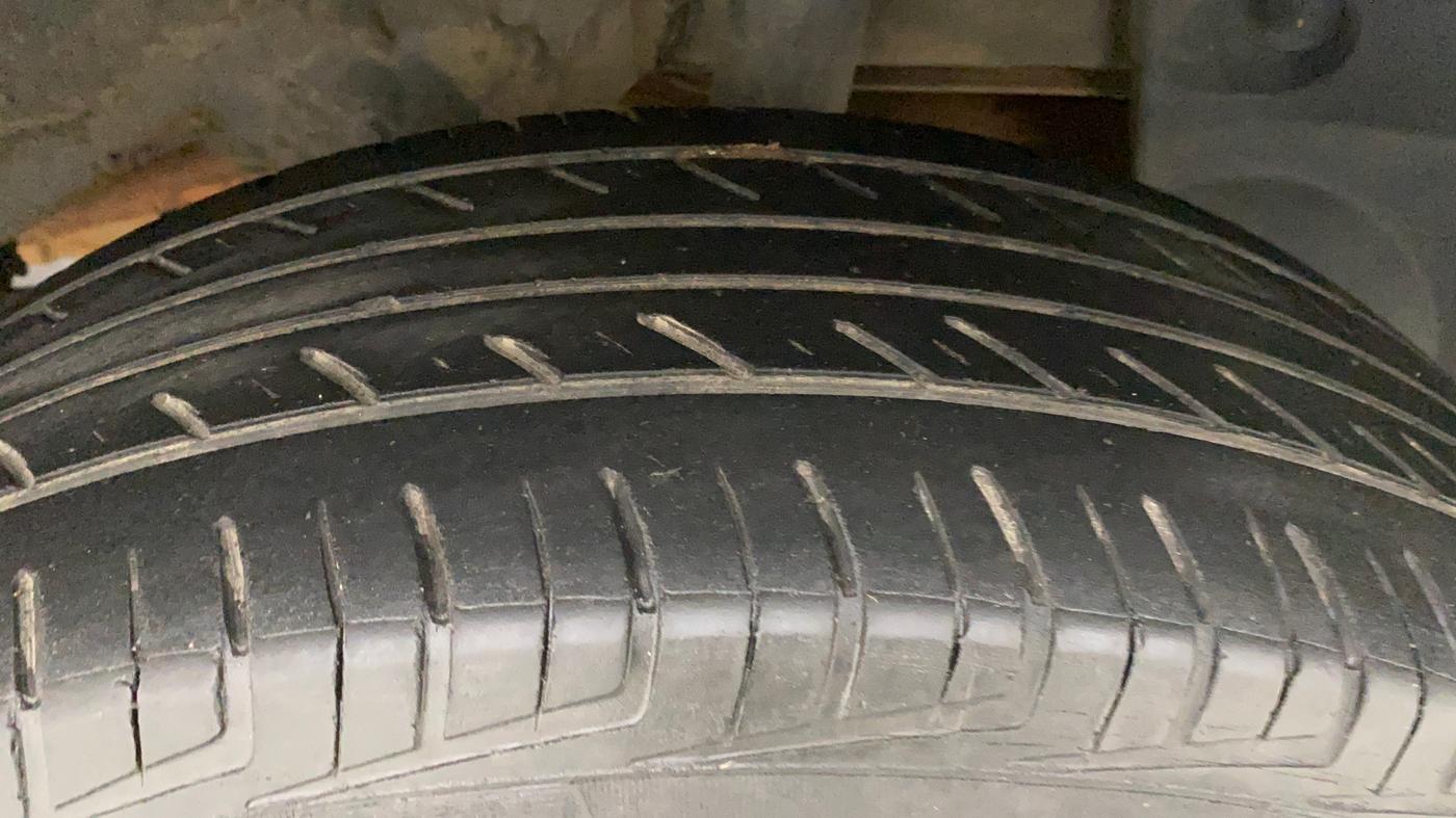 2016 Renault Duster RXL 1.6 PETROL, Petrol, Manual, 73,216 km, Left Rear Tyre Tread