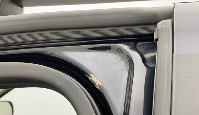 2016 Renault Duster RXL 1.6 PETROL, Petrol, Manual, 73,216 km, Left B pillar - Minor scratches