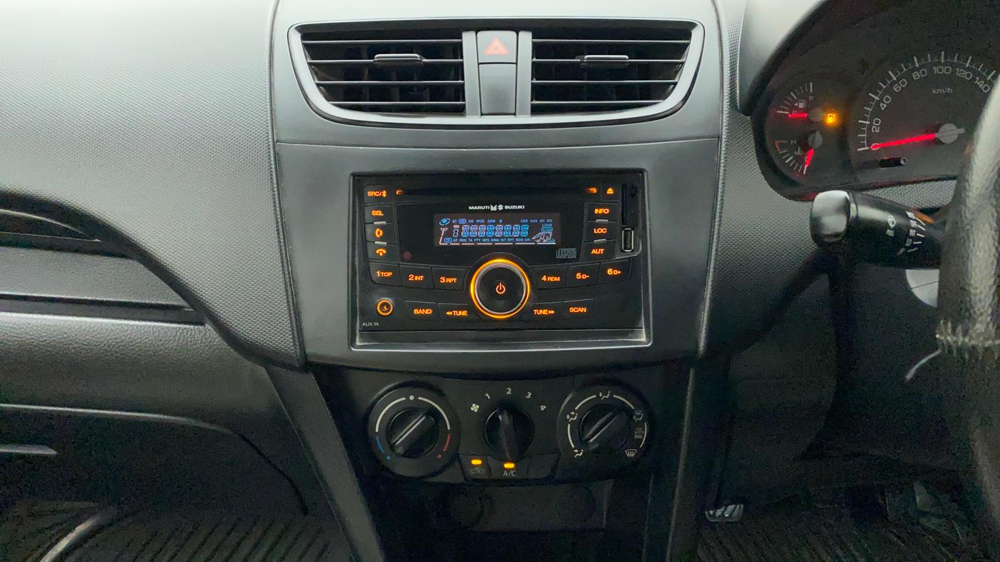 2012 Maruti Swift LXI, Petrol, Manual, 41,942 km, Air Conditioner