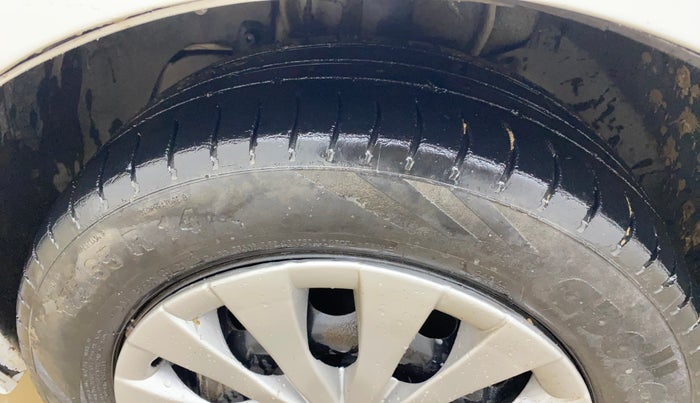 2018 Tata Tiago XT PETROL, CNG, Manual, 77,971 km, Left Front Tyre Tread