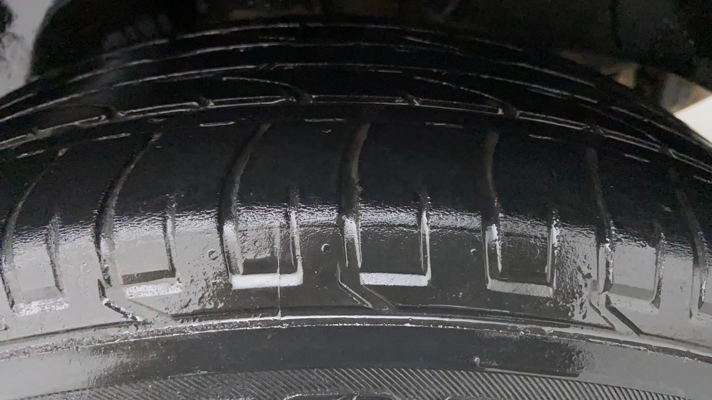 2017 Hyundai Creta 1.6 SX PLUS AUTO PETROL, Petrol, Automatic, 74,725 km, Left Front Tyre Tread