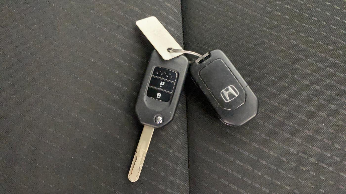 2019 Honda WR-V 1.2L I-VTEC VX MT, Petrol, Manual, 46,577 km, Key Close Up