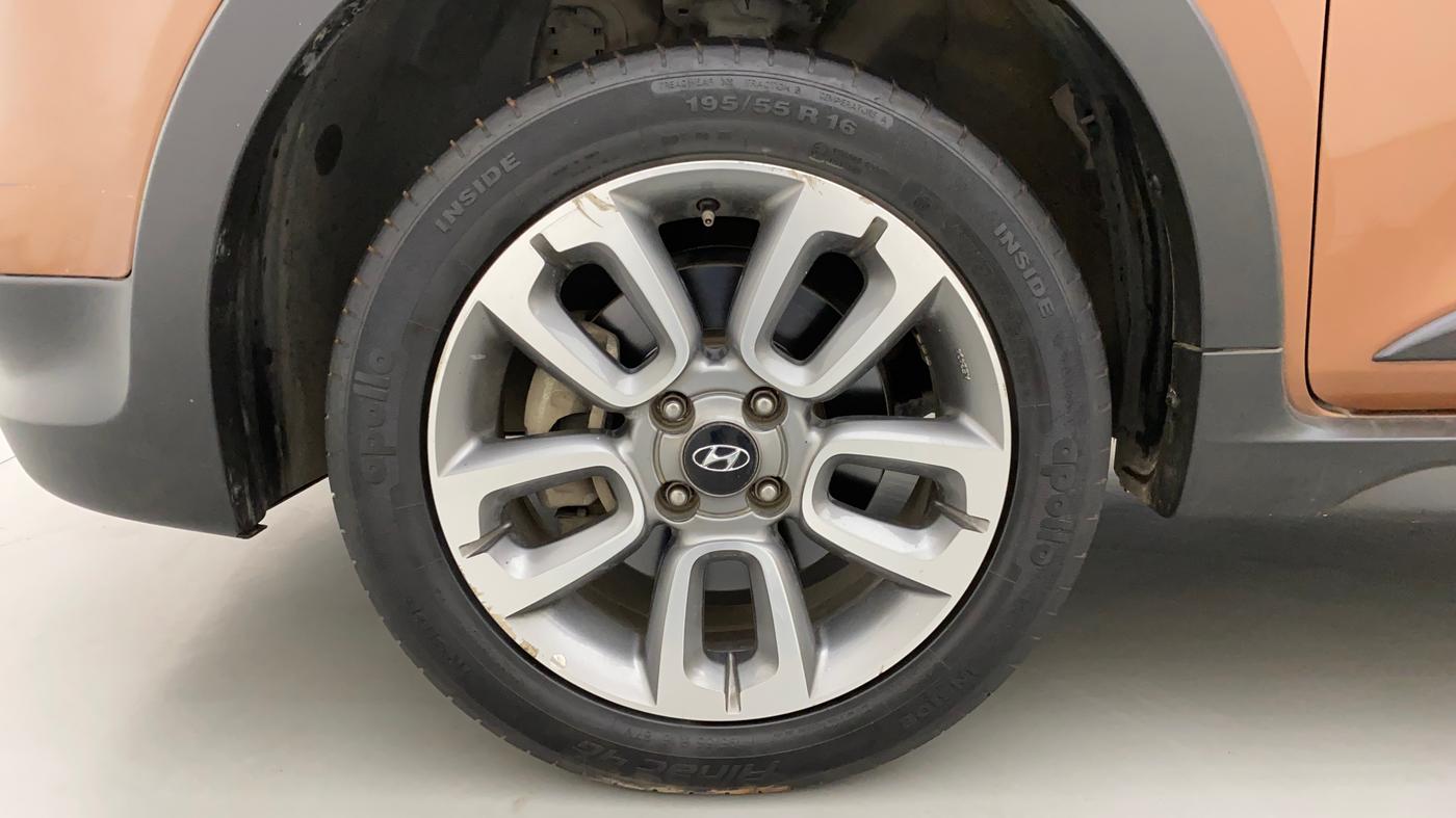 2015 Hyundai i20 Active 1.2 S, Petrol, Manual, 49,181 km, Left Front Wheel