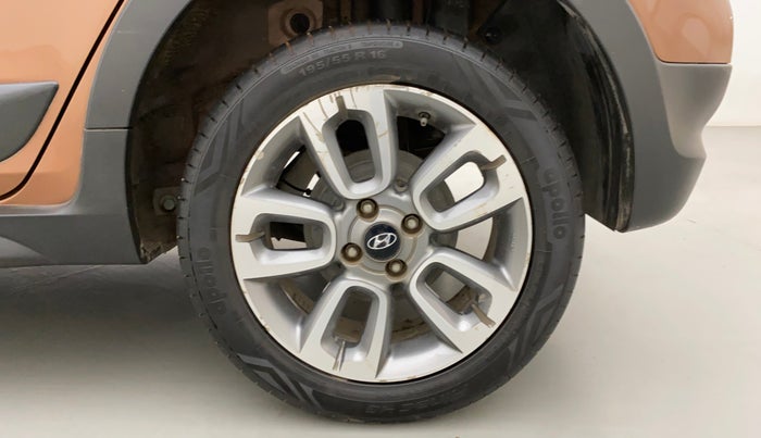 2015 Hyundai i20 Active 1.2 S, Petrol, Manual, 49,181 km, Left Rear Wheel