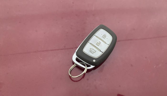 2014 Hyundai Grand i10 SPORTZ AT 1.2 KAPPA VTVT, Petrol, Automatic, 96,224 km, Key Close Up