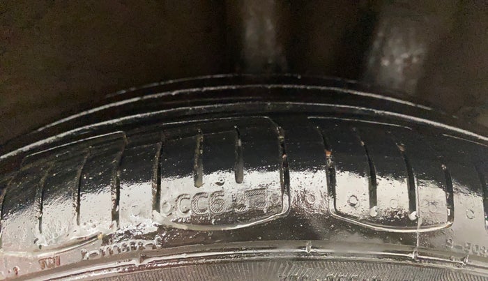 2014 Hyundai Grand i10 SPORTZ AT 1.2 KAPPA VTVT, Petrol, Automatic, 96,224 km, Left Rear Tyre Tread