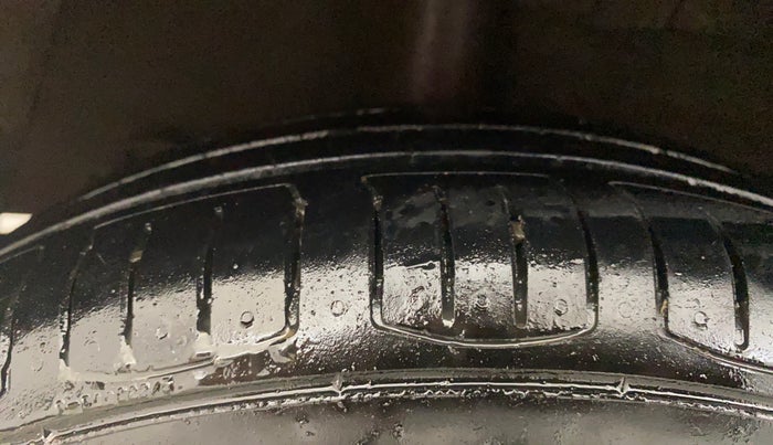 2014 Hyundai Grand i10 SPORTZ AT 1.2 KAPPA VTVT, Petrol, Automatic, 96,224 km, Right Rear Tyre Tread