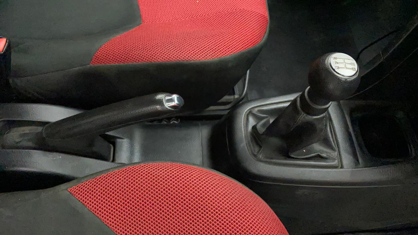 2012 Maruti Swift VXI, Petrol, Manual, 41,576 km, Gear Lever