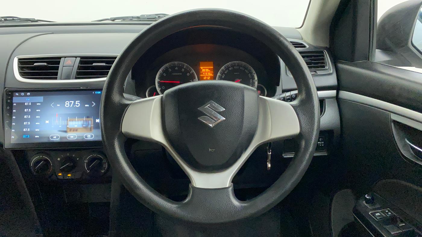 2012 Maruti Swift VXI, Petrol, Manual, 41,576 km, Steering Wheel Close Up