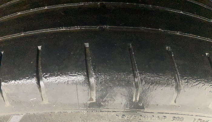 2015 Hyundai Elite i20 ASTA 1.2, Petrol, Manual, 50,814 km, Left Rear Tyre Tread