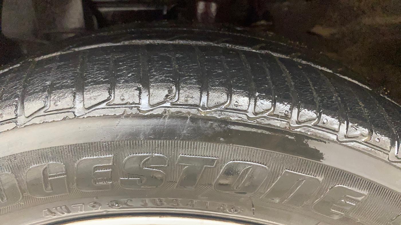2015 Nissan Micra XV CVT, Petrol, Automatic, 49,670 km, Left Front Tyre Tread