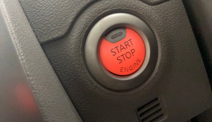 2015 Nissan Micra XV CVT, Petrol, Automatic, 49,670 km, Keyless Start/ Stop Button