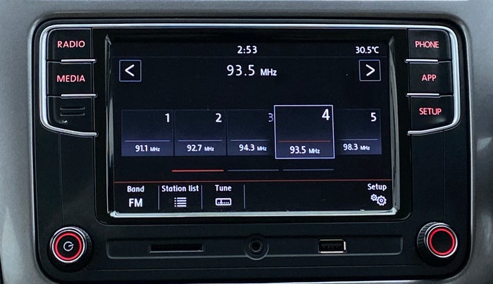 2019 Volkswagen Ameo HIGHLINE PLUS 1.0, Petrol, Manual, 27,867 km, Infotainment System