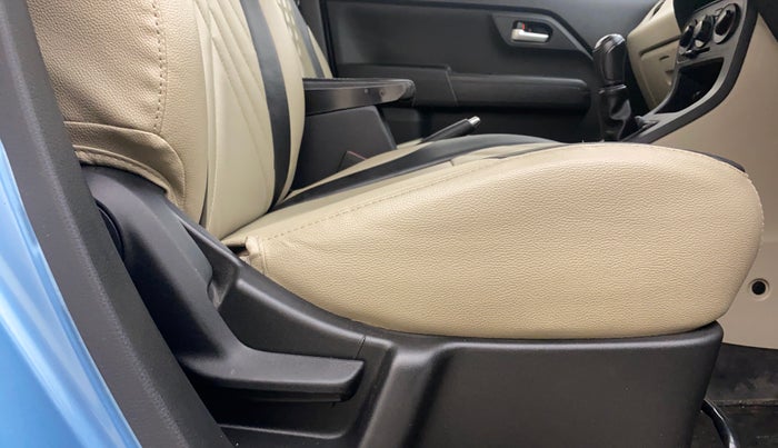 2020 Maruti New Wagon-R VXI 1.0, Petrol, Manual, 55,846 km, Driver Side Adjustment Panel