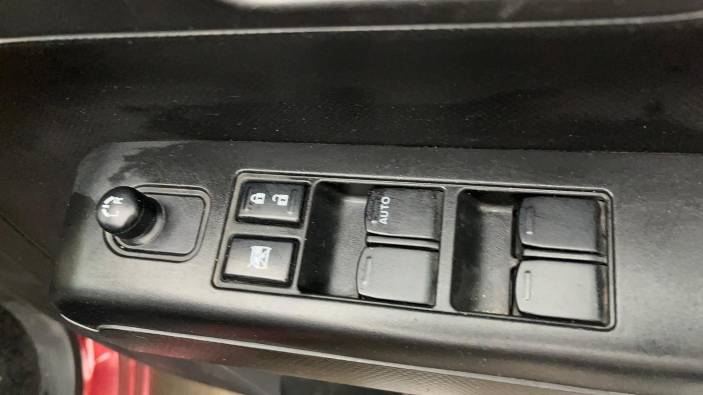 2023 Maruti New Wagon-R VXI 1.0 AMT, Petrol, Automatic, 55,906 km, Driver Side Door Panels Control