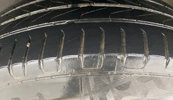 2022 Tata NEXON XZ PLUS (O) DIESEL DARK EDITION, Diesel, Manual, 90,165 km, Left Rear Tyre Tread