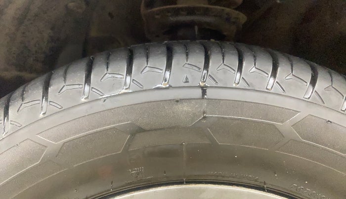 2018 Hyundai Elite i20 ASTA 1.2  CVT, Petrol, Automatic, 50,904 km, Left Front Tyre Tread