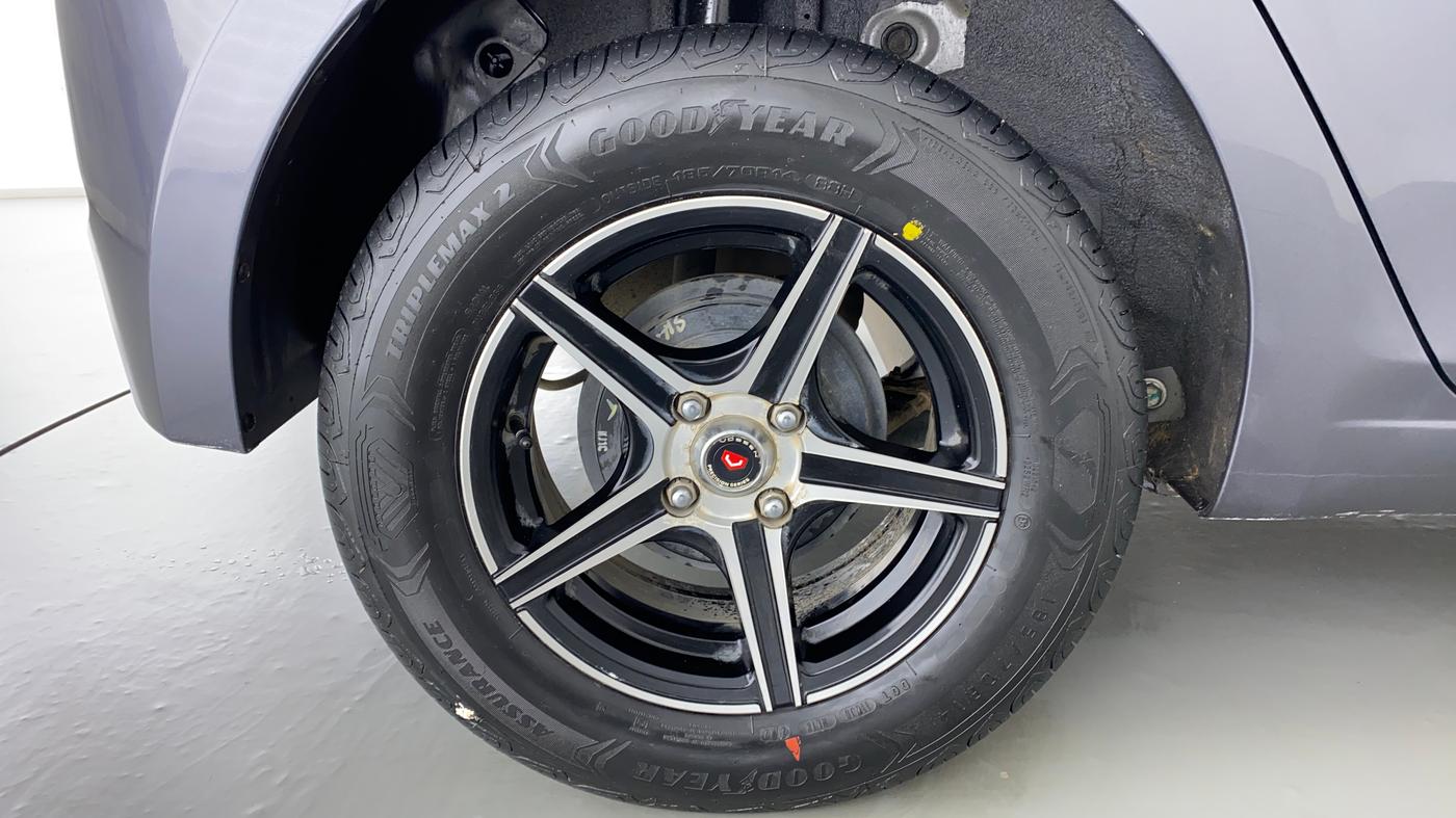 2015 Hyundai Elite i20 MAGNA 1.2, Petrol, Manual, 44,554 km, Right Rear Wheel