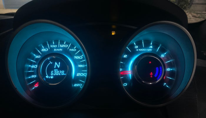 2017 Mahindra XUV500 W6 1.99, Diesel, Manual, 63,827 km, Odometer Image