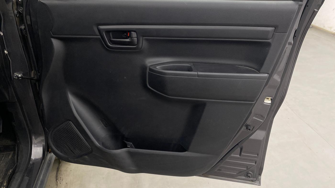 2019 Maruti S PRESSO VXI+, Petrol, Manual, 15,941 km, Driver Side Door Panels Control