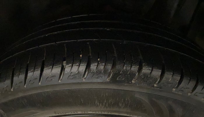 2021 Maruti Vitara Brezza VXI, Petrol, Manual, 52,663 km, Left Rear Tyre Tread