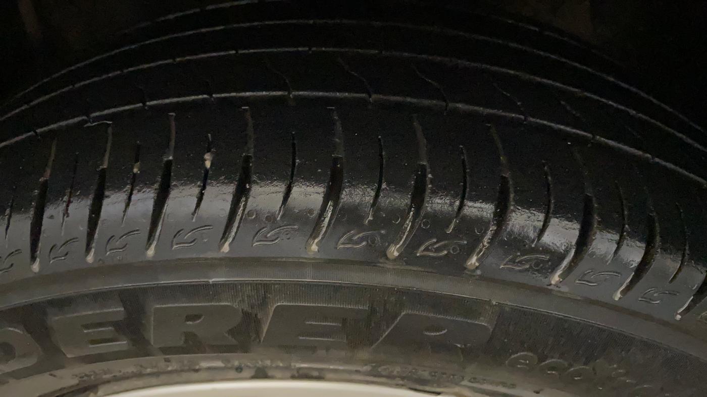 2021 Maruti Vitara Brezza VXI, Petrol, Manual, 52,709 km, Left Front Tyre Tread