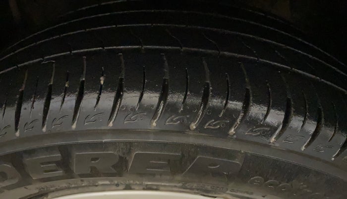 2021 Maruti Vitara Brezza VXI, Petrol, Manual, 52,663 km, Left Front Tyre Tread