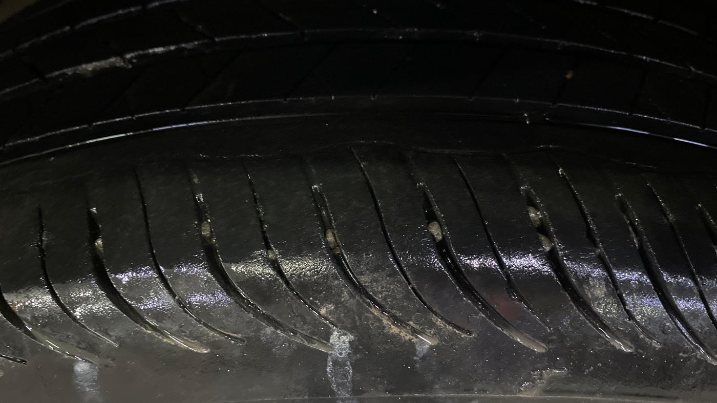 2019 Ford Ecosport TITANIUM 1.5L DIESEL, Diesel, Manual, 1,45,483 km, Left Rear Tyre Tread
