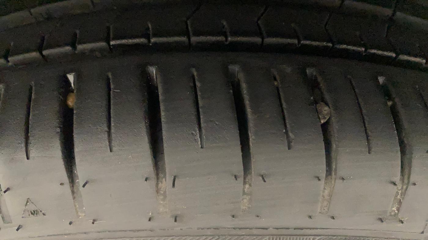 2022 Maruti Baleno ZETA 1.2 AGS, Petrol, Automatic, 6,362 km, Right Front Tyre Tread