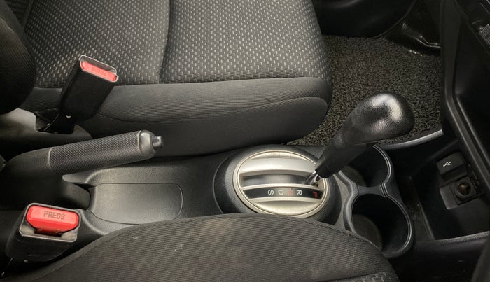 2016 Honda BR-V 1.5L I-VTEC V CVT, Petrol, Automatic, 81,722 km, Gear Lever