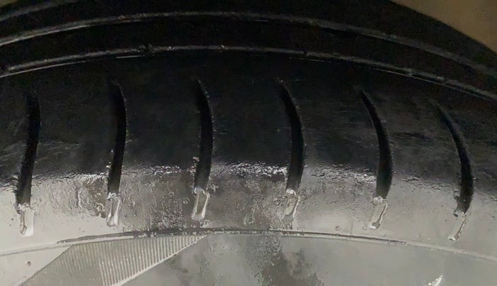 2014 Toyota Etios CROSS 1.2 G, Petrol, Manual, 47,055 km, Left Rear Tyre Tread