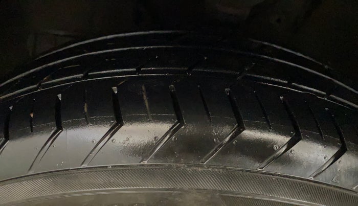 2022 Maruti Celerio ZXI PLUS, Petrol, Manual, 9,884 km, Left Front Tyre Tread
