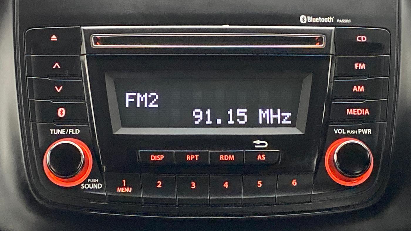 2018 Maruti Swift VXI, Petrol, Manual, 44,590 km, Infotainment System