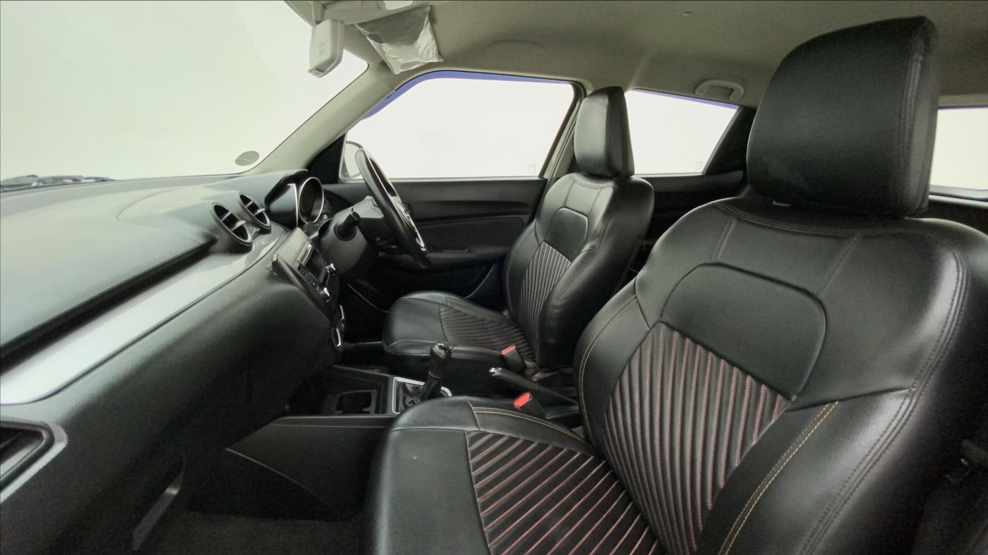 2018 Maruti Swift VXI, Petrol, Manual, 44,590 km, Right Side Front Door Cabin