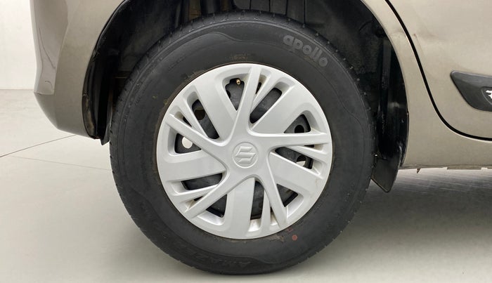 2018 Maruti Swift VXI, Petrol, Manual, 44,590 km, Right Rear Wheel