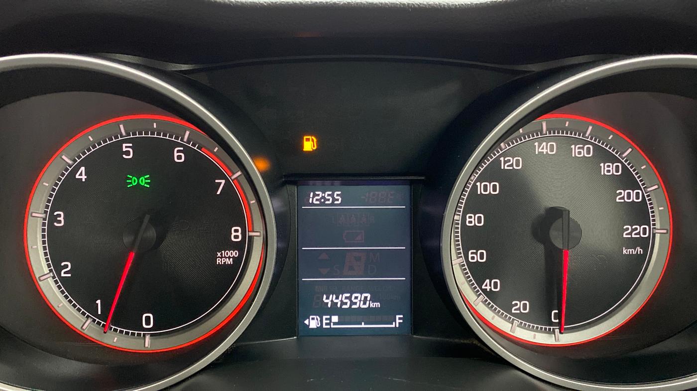 2018 Maruti Swift VXI, Petrol, Manual, 44,590 km, Odometer Image
