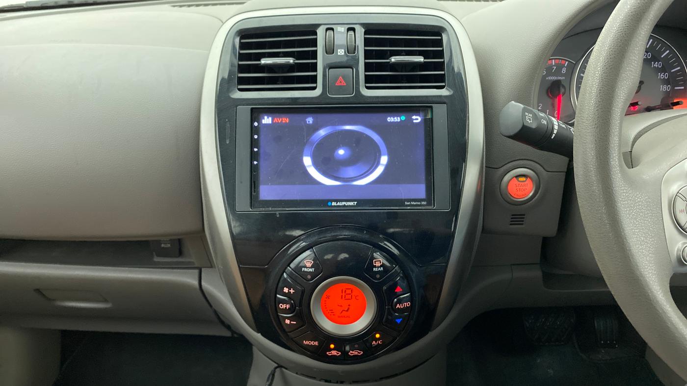 2014 Nissan Micra XV CVT, Petrol, Automatic, 96,434 km, Air Conditioner